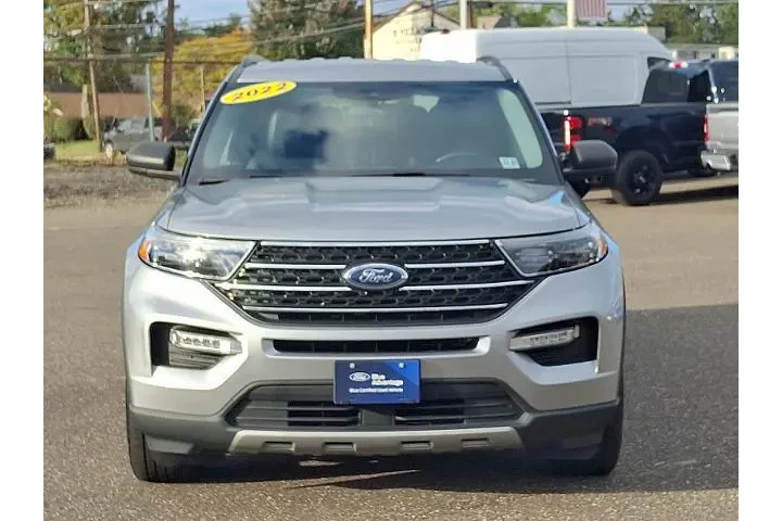 $32497 : Ford Explorer 2022 AWD XLT 4 image 2