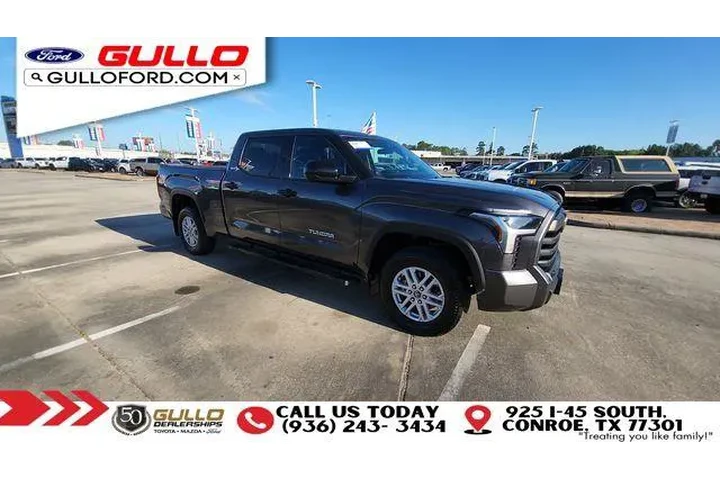 $39893 : Toyota Tundra 2022 4x4 SR5 4 image 2