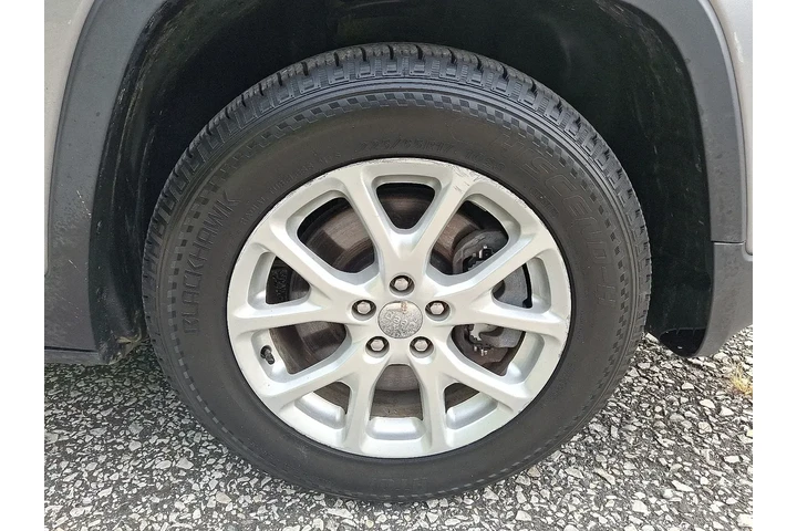 $11999 : Jeep Cherokee 2017 4x4 Latit image 9