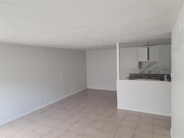 $2750 : APARTMENT FOR RENT image 1