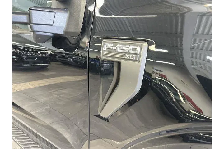 $38500 : Ford F-150 2023 4x4 XLT 4dr image 7