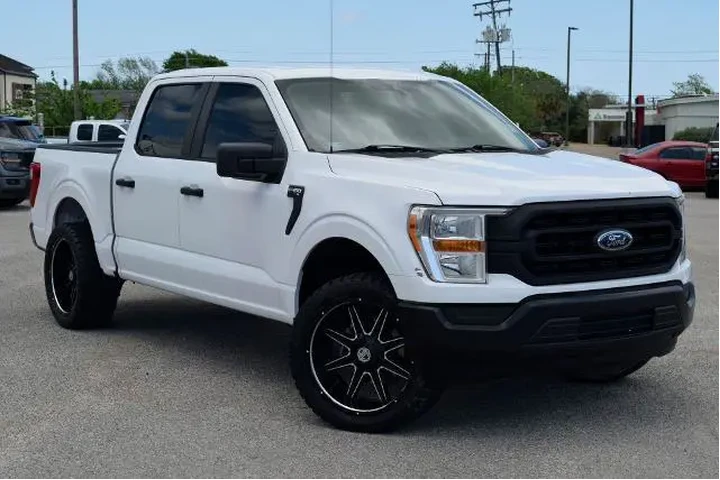 $25783 : Ford F-150 2021 4x2 Platinum image 3