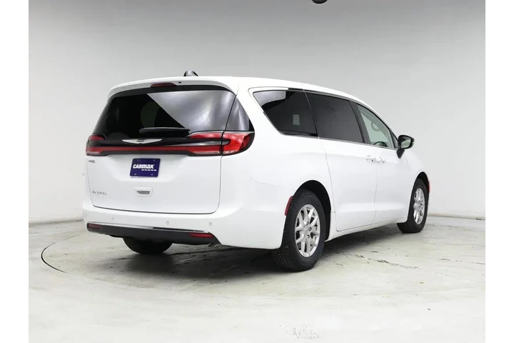 $29998 : Chrysler Pacifica 2024 Touri image 8