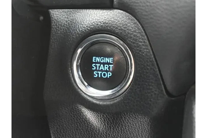$18849 : Toyota RAV4 2021 XLE 4dr SUV image 7