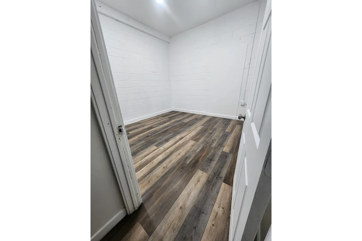 $800 : Cuarto en Los Angeles image 1