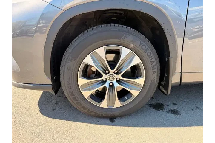 $39900 : Toyota Highlander 2024 AWD X image 10
