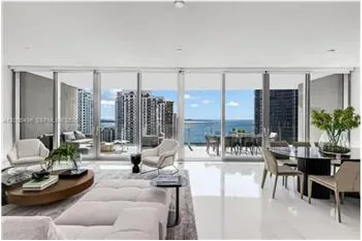 $21000 : Rental property with 3 bedro image 6