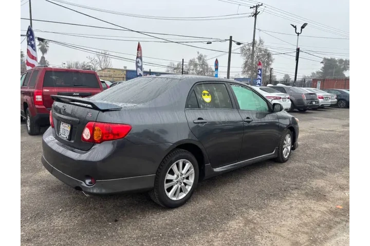 $8599 : 2010 Corolla image 5