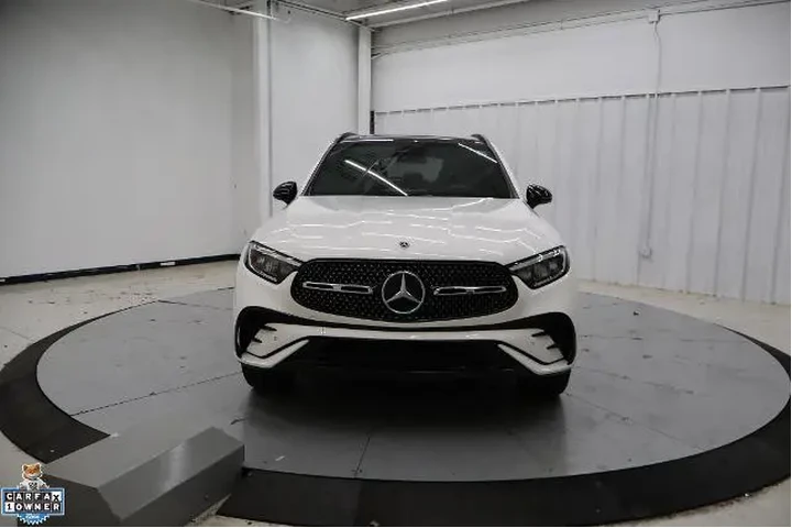 $33995 : Mercedes-Benz GLC 2024 GLC 3 image 9
