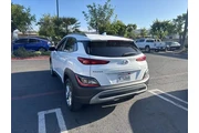 $19499 : Hyundai KONA 2023 AWD SEL 4d thumbnail