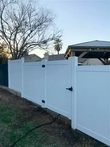 Your Style Fencing Inc image 8