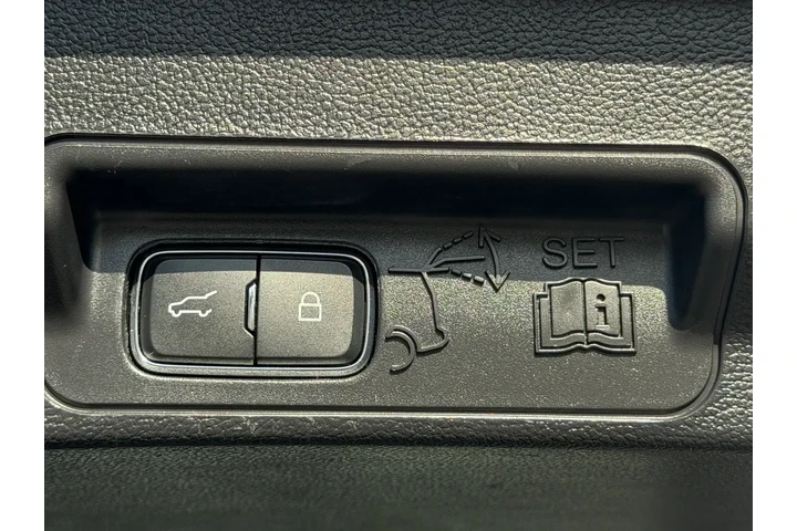 $28995 : Ford Explorer 2023 XLT 4dr S image 10