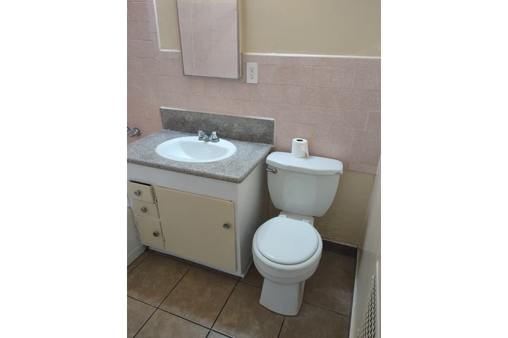 $1700 : Apartment image 2