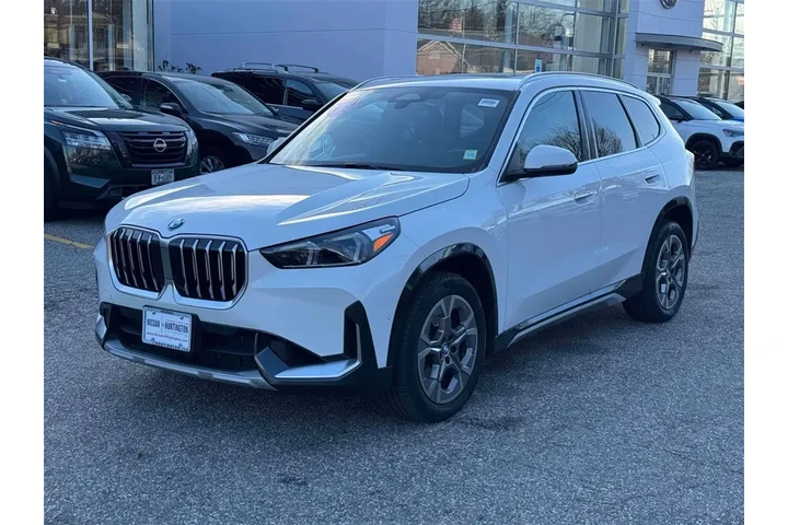 $32777 : BMW X1 2025 AWD xDrive28i 4d image 4