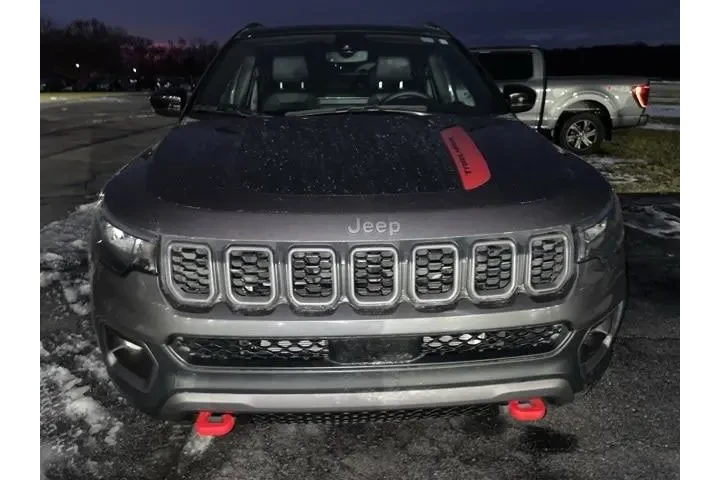 $25900 : Jeep Compass 2024 4x4 Trailh image 6