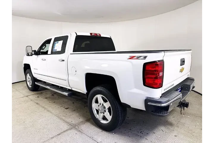 $39843 : Chevrolet Silverado 2500HD 2 image 5