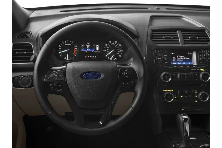 $10490 : Ford Explorer 2017 Base 4dr image 7