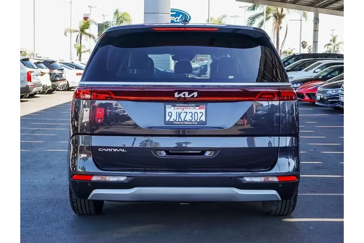 $31441 : Kia Carnival 2024 LX 4dr Min image 7