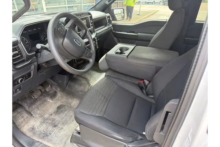 $25691 : Ford F-150 2023 4x2 XL 4dr S image 6