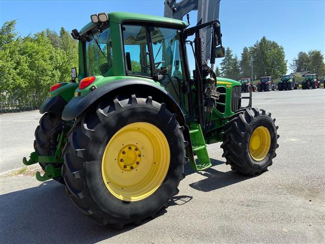 $14000 : Tractor John Deere 6530 image 3