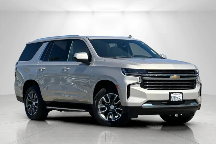 $39995 : Chevrolet Tahoe 2021 4x4 LT image 1