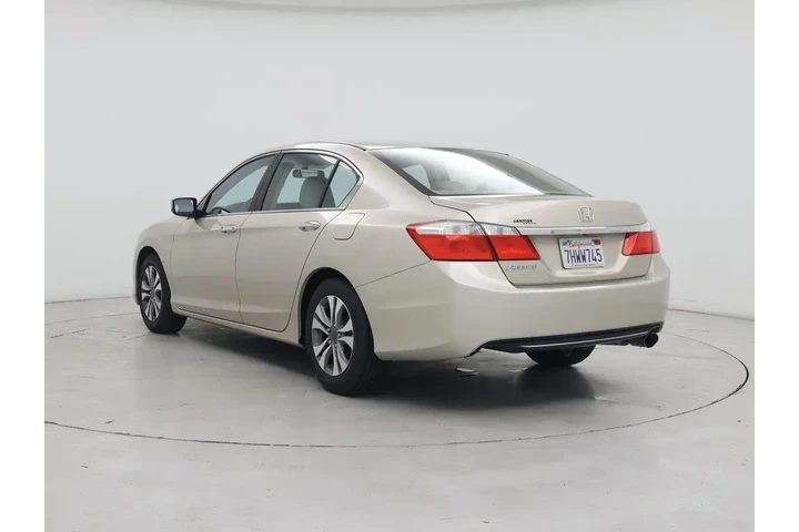 $13998 : Honda Accord 2014 LX 4dr Sed image 2