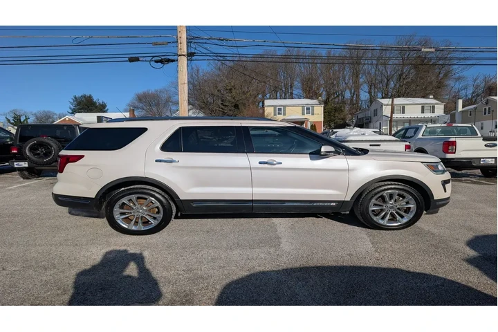 $18500 : Ford Explorer 2019 AWD Limit image 7