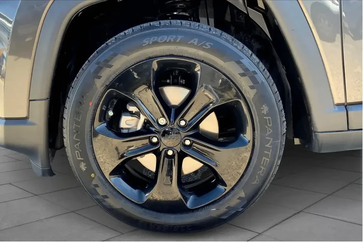 $15795 : Jeep Compass 2018 Latitude 4 image 10