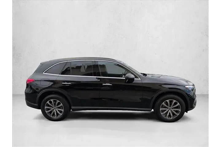 $37999 : Mercedes-Benz GLC 2024 AWD G image 4