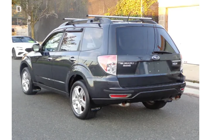 $7950 : 2009 Forester 2.5 X Premium image 8