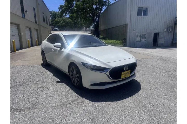 $14900 : 2020 3 Sedan Select image 8