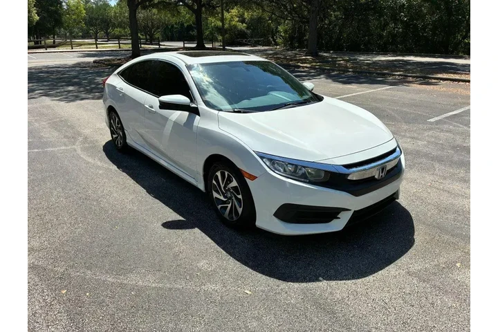 $8400 : 2016 Honda Civic EX image 1