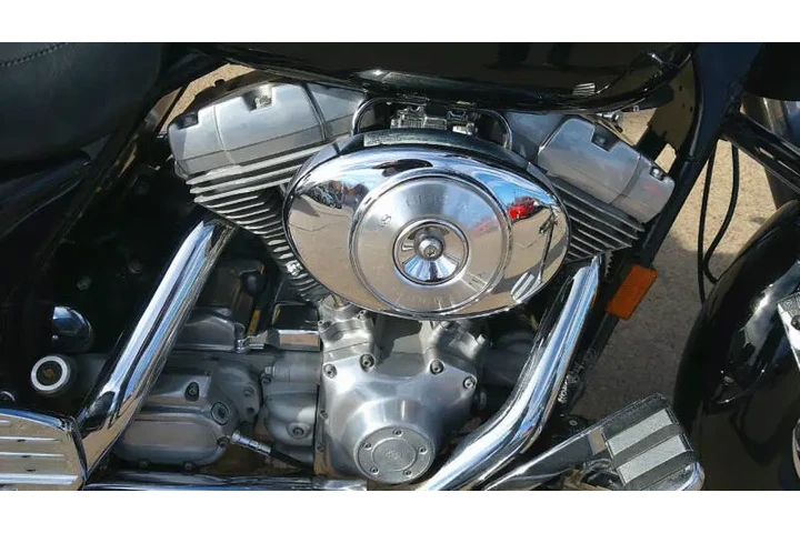 $4500 : 1999 Harley-Davidson FLHT Ele image 6