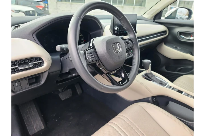 $27499 : Honda HR-V 2024 AWD EX-L 4dr image 8