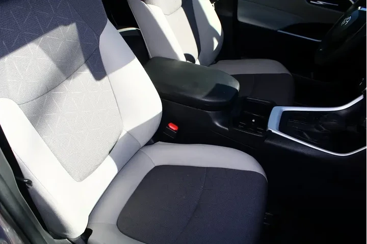 $26385 : Toyota RAV4 2024 XLE 4dr SUV image 7