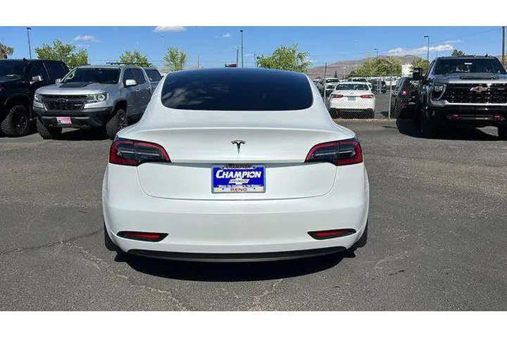$27984 : Tesla Model 3 2023 4dr Sedan image 6