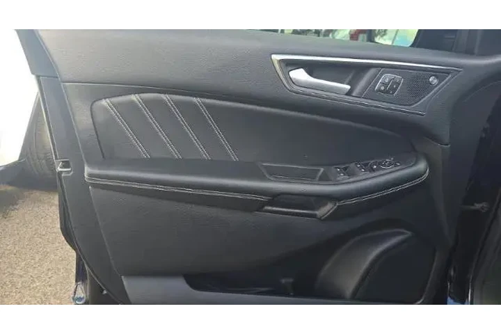 $21950 : Ford Edge 2021 AWD ST 4dr Cr image 9