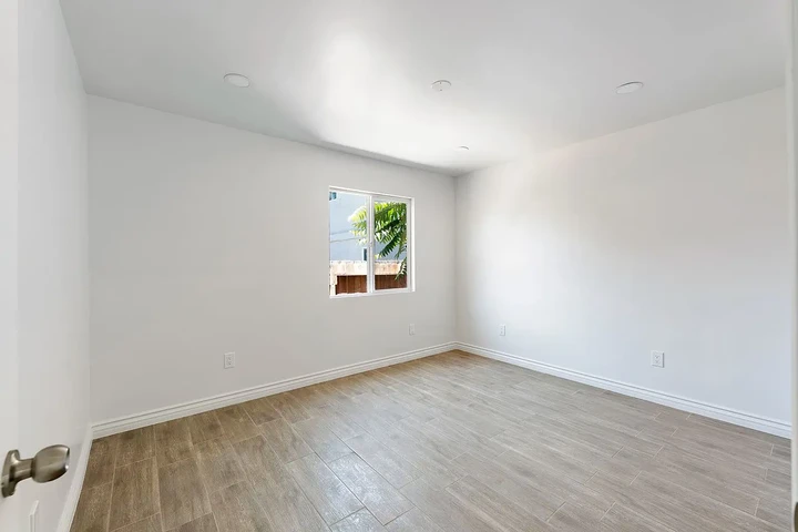 $900 : ADU de nueva construcción de 2 image 8