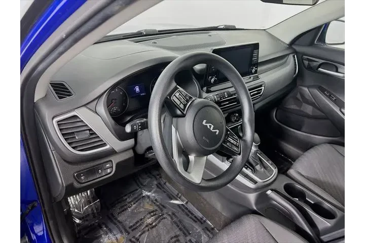 $20990 : Kia Seltos 2023 AWD LX 4dr S image 8