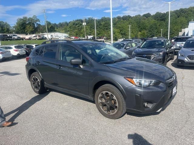 $25998 : PRE-OWNED 2021 SUBARU CROSSTR image 2