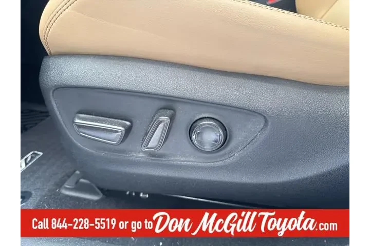 $38632 : Toyota RAV4 2024 AWD Limited image 10