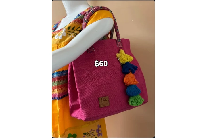 $111 : Ropa artesanal image 9