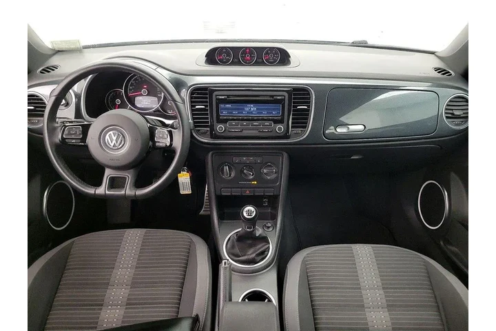 $13998 : Volkswagen Beetle 2014 GSR P image 9
