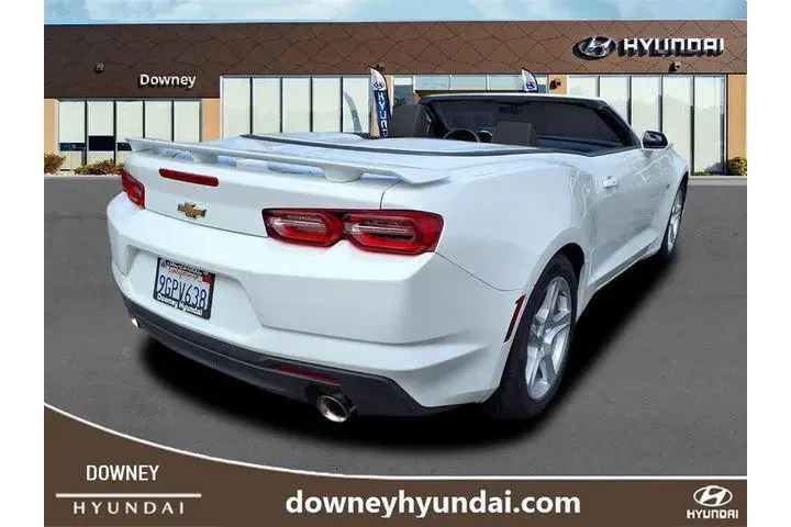 $21993 : Chevrolet Camaro 2023 LT 2dr image 4