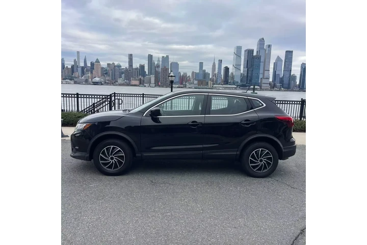 $10500 : 2019 NISSAN ROGUE SPORT S SPO image 5