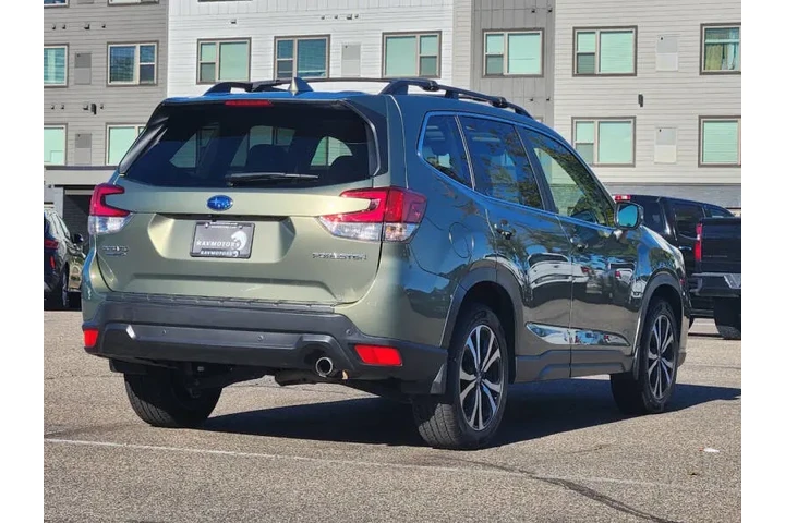 $18752 : 2020 Forester Limited image 9