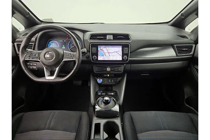 $15998 : Nissan LEAF 2022 SV 4dr Hatc image 9