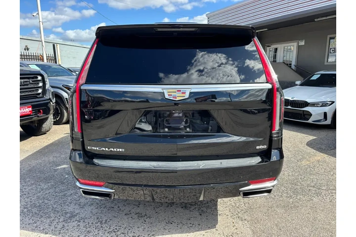 2021 Escalade 4WD Premium Lux image 5