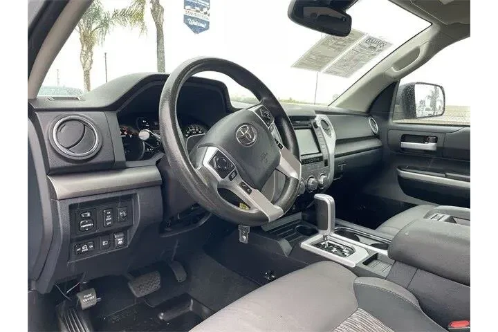 $32567 : Toyota Tundra 2019 4x2 SR5 4 image 10