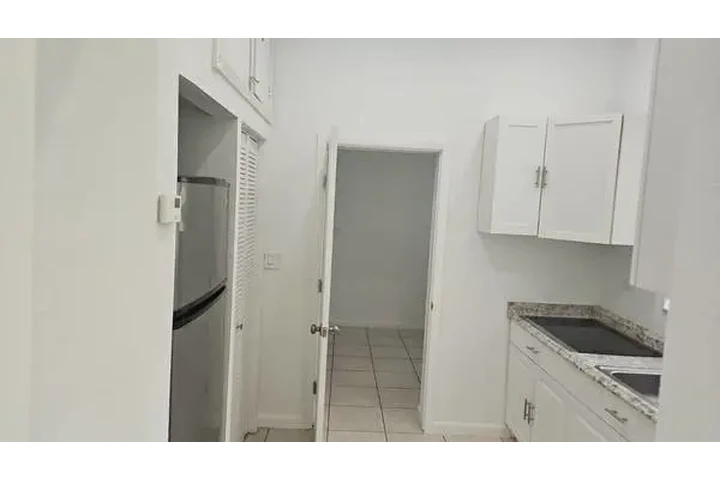$1675 : Finca privada en la ciudad!!! image 3